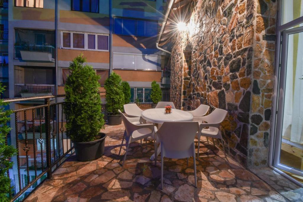 Grand River Apartmani & Sobe Konjic Bagian luar foto